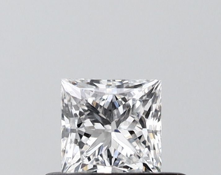 Diamant Princesse 0.43 ct - Couleur D - Pureté VVS2