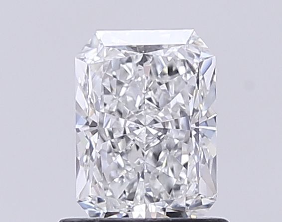 0.96 ct lab-grown Radiant Diamond