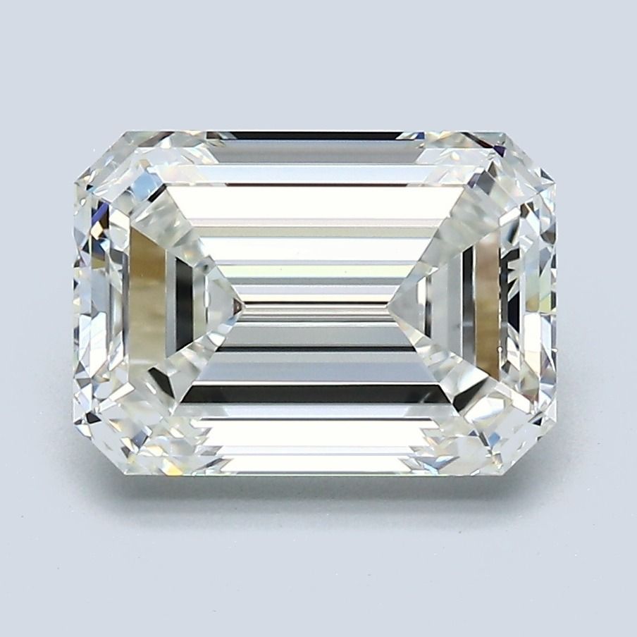 3.01 ct Emerald diamond