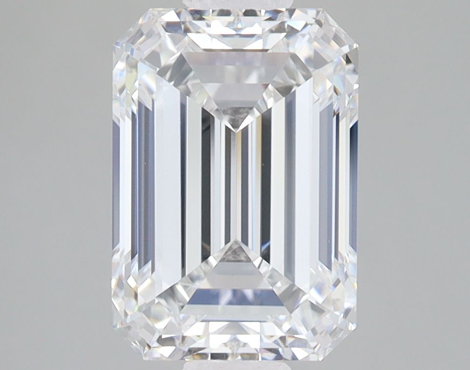 2.92 ct. emerald Lab Grown Diamond front image