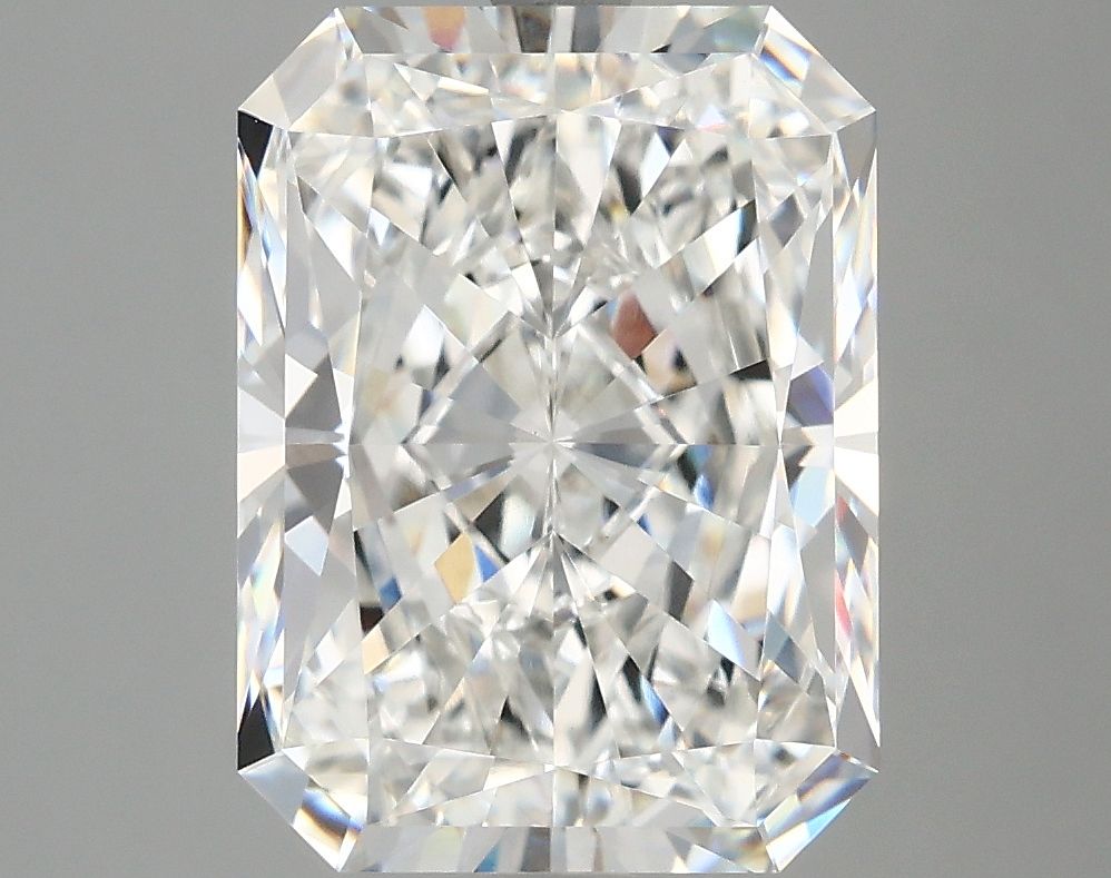 4.79 ct. radiant Lab Grown Diamond front image