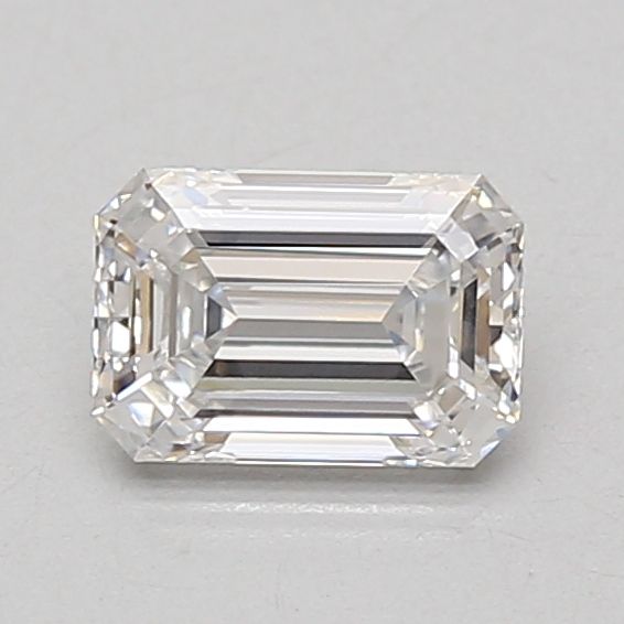 0.9 ct lab-grown Emerald Diamond