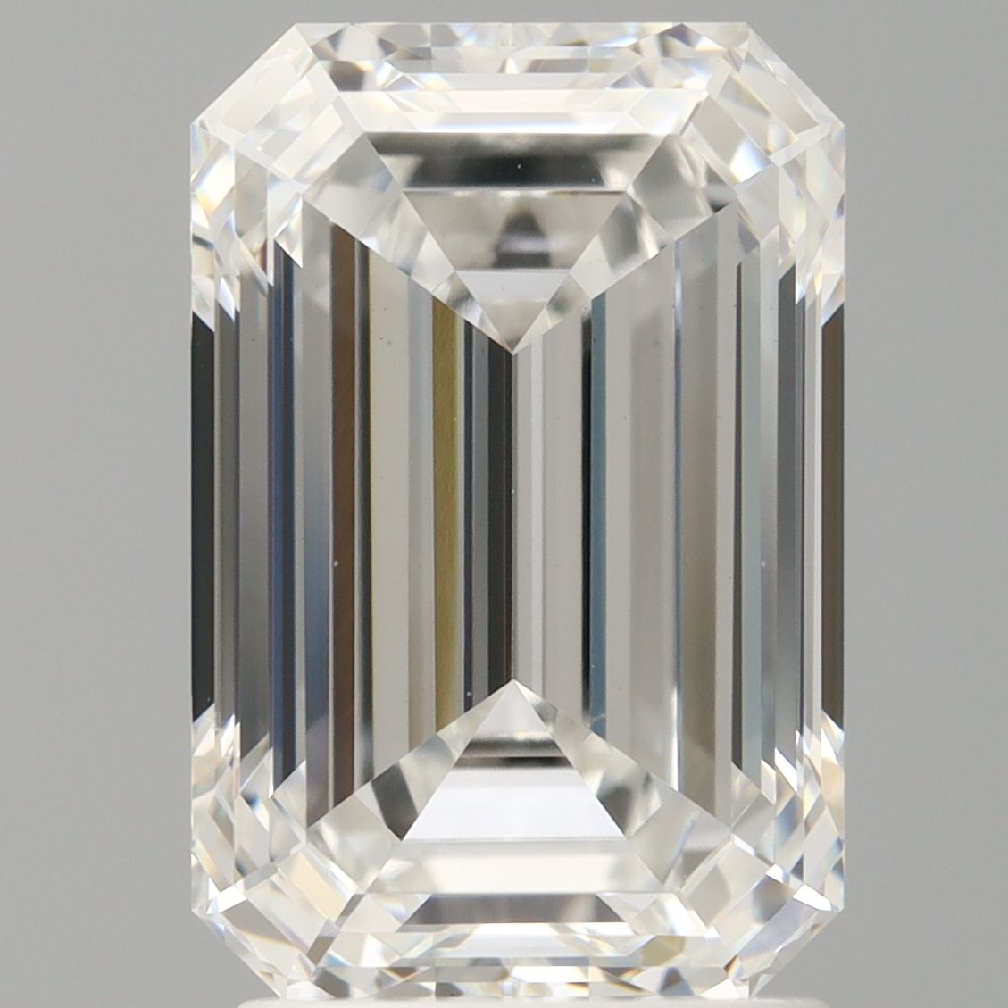 2.59 ct. emerald Lab Grown Diamond front image