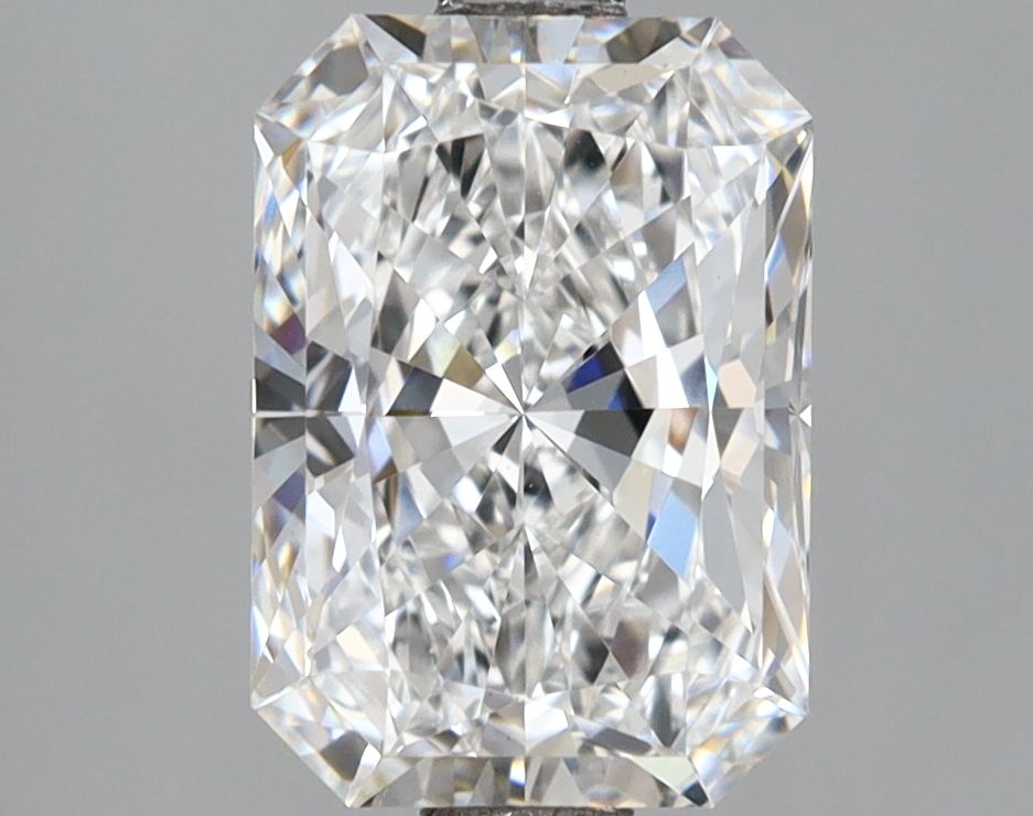 3.08 ct. radiant Lab Grown Diamond front image