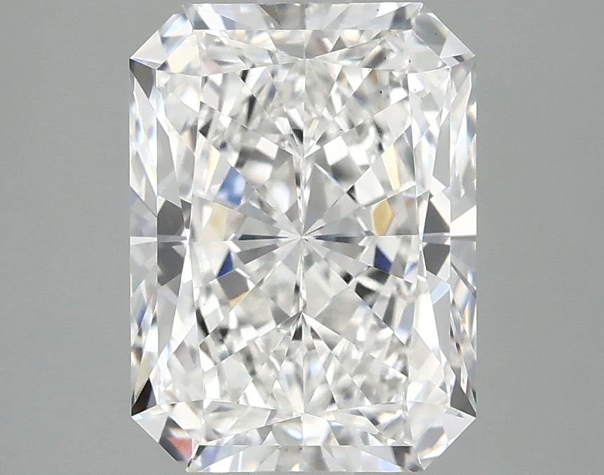 3.08 ct. radiant Lab Grown Diamond front image