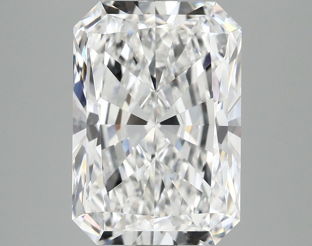 4.04 ct. radiant Lab Grown Diamond front image
