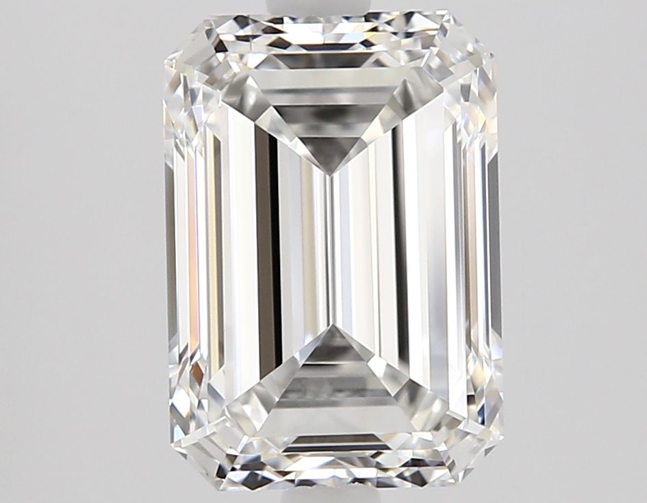 2.01 ct Emerald diamond