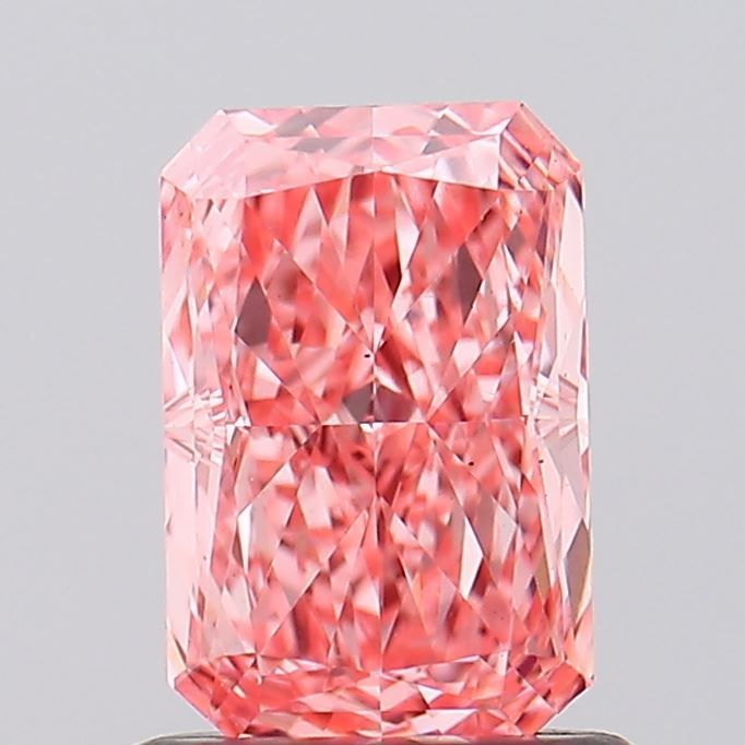1.04 ct Radiant diamond
