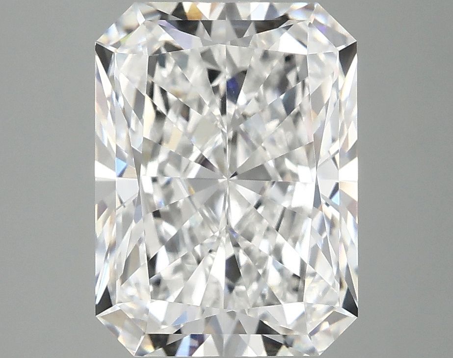 3.89 ct. radiant Lab Grown Diamond front image