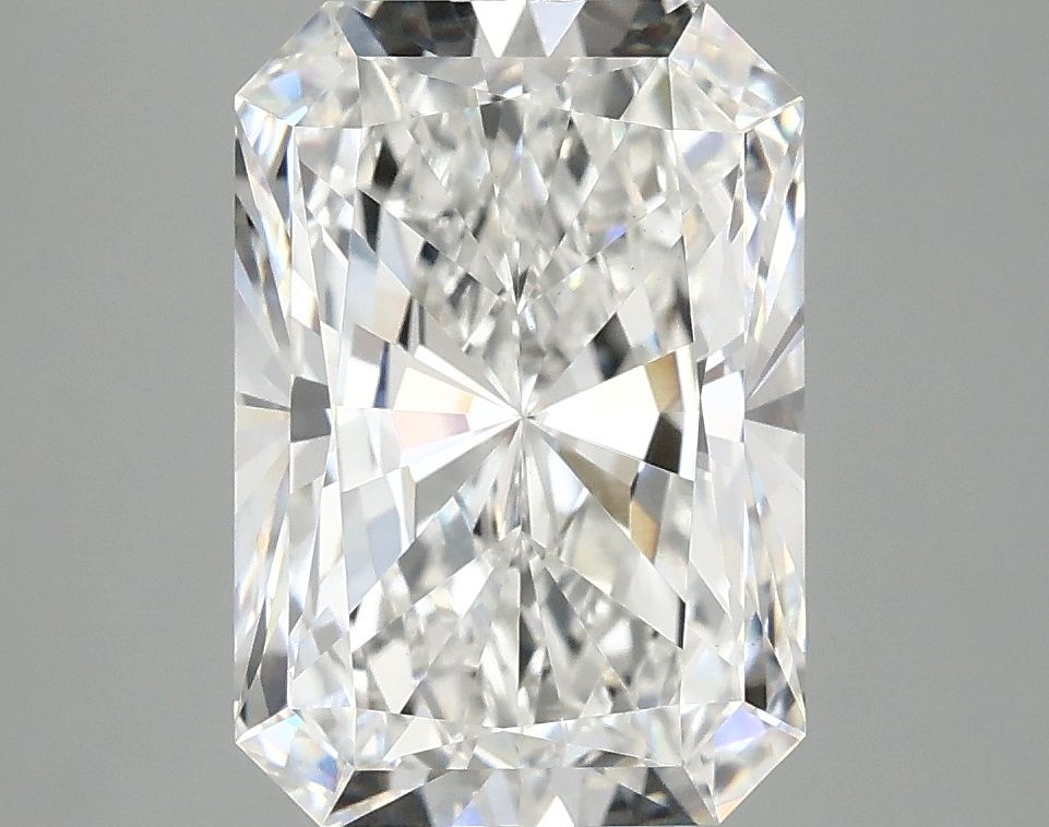 3.88 ct. radiant Lab Grown Diamond front image