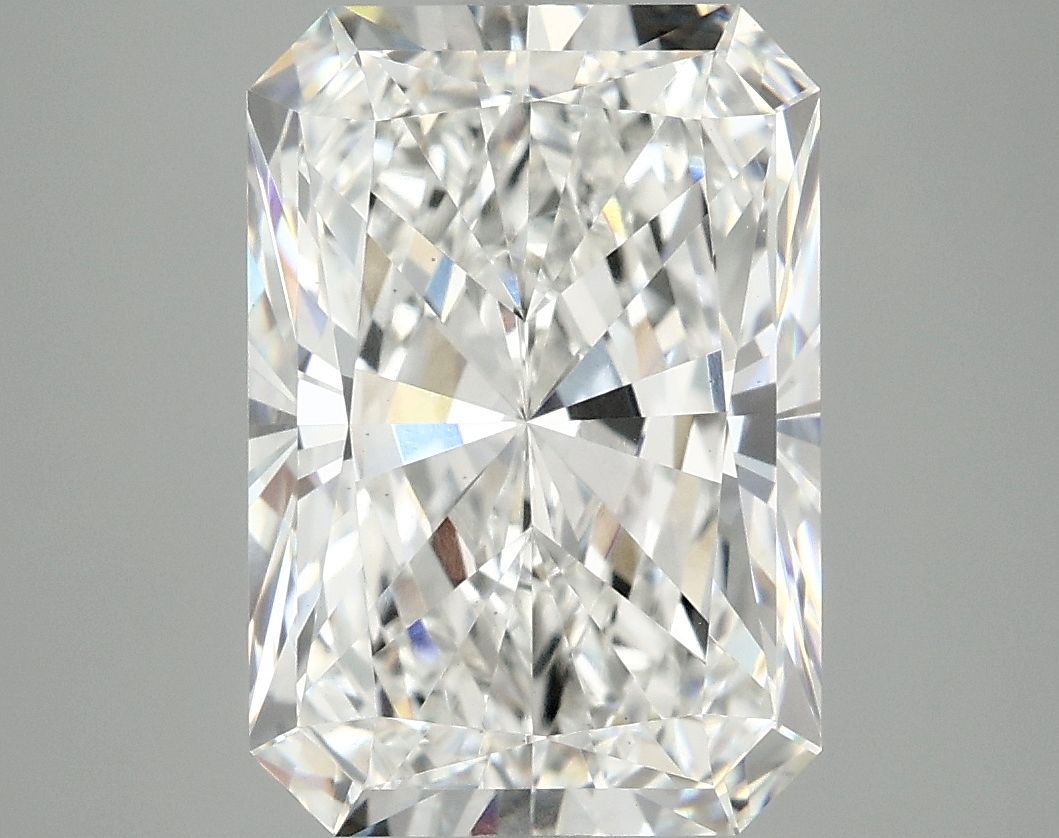 4.93 ct. radiant Lab Grown Diamond front image