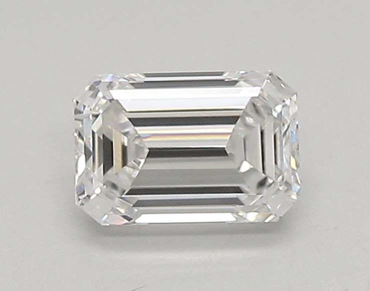 0.75 ct. emerald Lab Grown Diamond front image