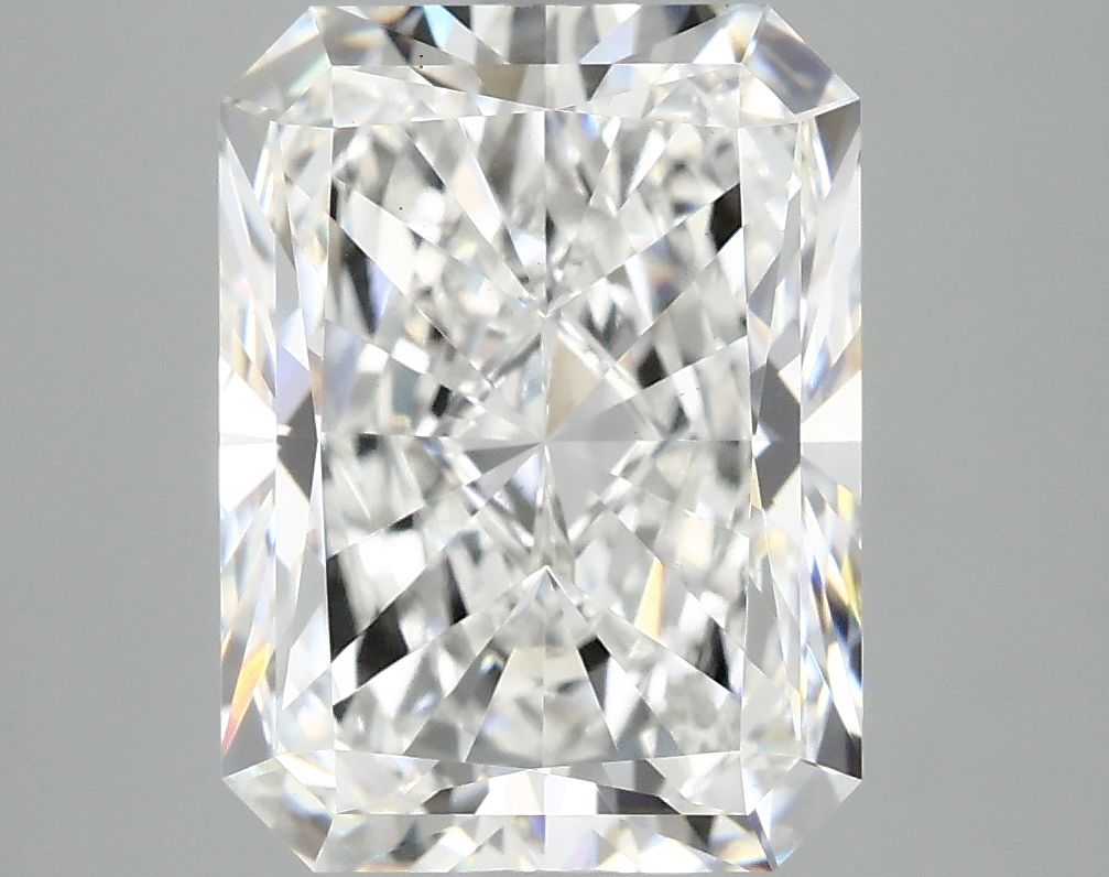 4.76 ct. radiant Lab Grown Diamond front image