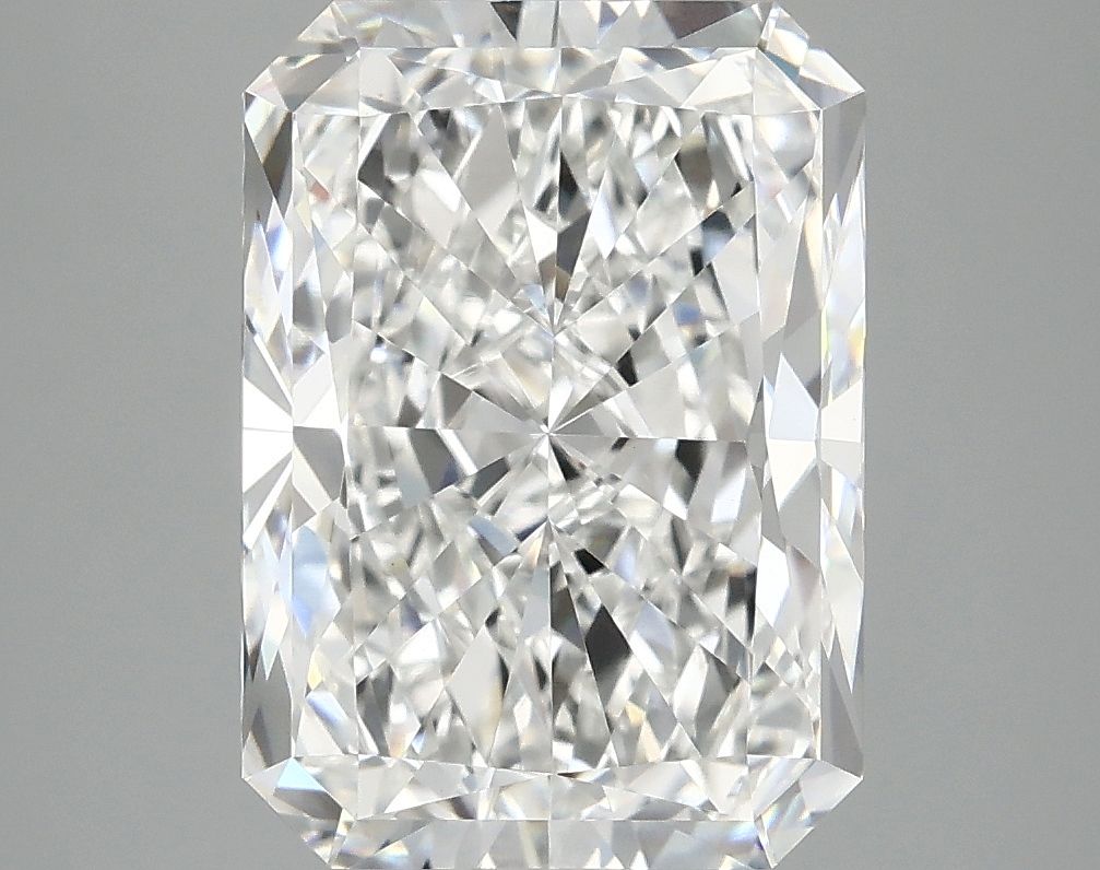 4.19 ct. radiant Lab Grown Diamond front image