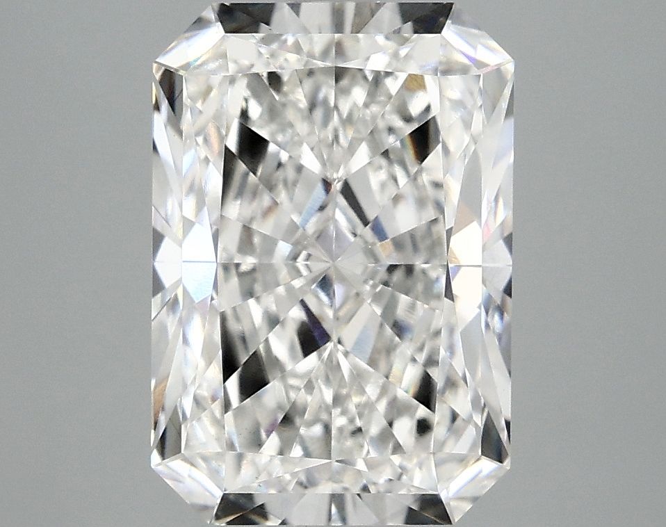 3.91 ct. radiant Lab Grown Diamond front image