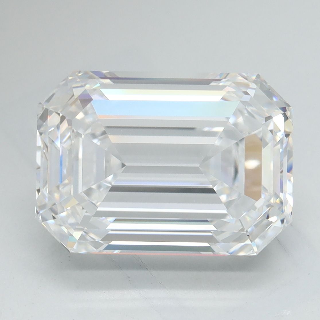 4.05 ct. emerald Lab Grown Diamond front image