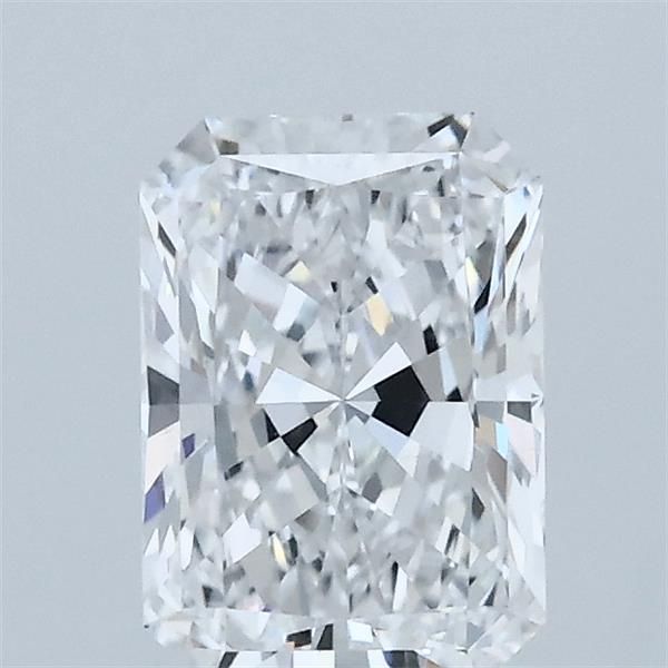1.1 ct lab-grown Radiant Diamond