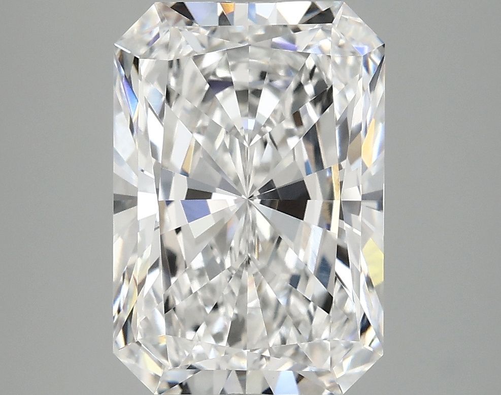 4.05 ct. radiant Lab Grown Diamond front image