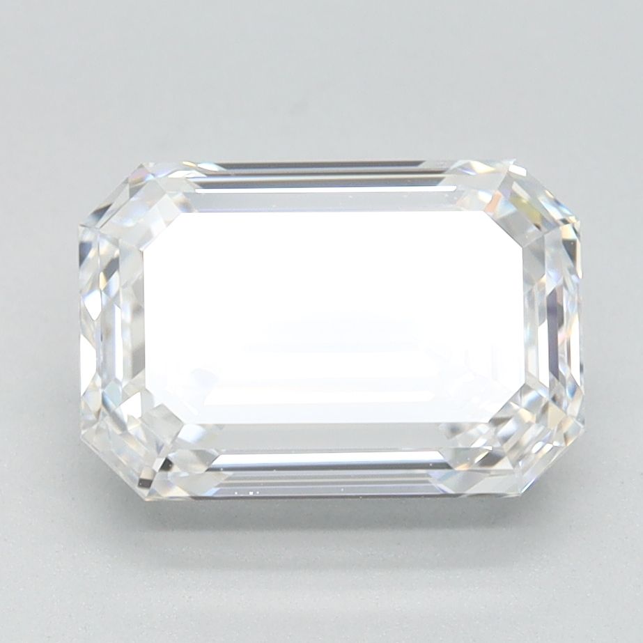 1.94 ct. emerald Lab Grown Diamond front image