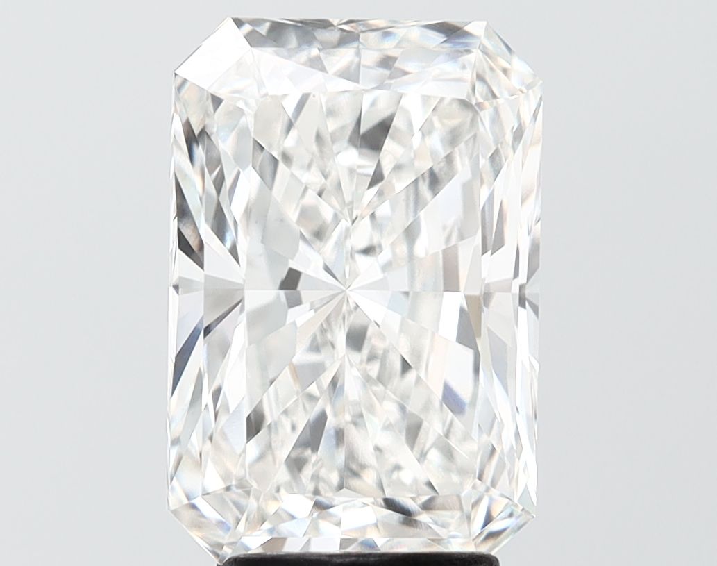 4.00 ct. radiant Lab Grown Diamond front image