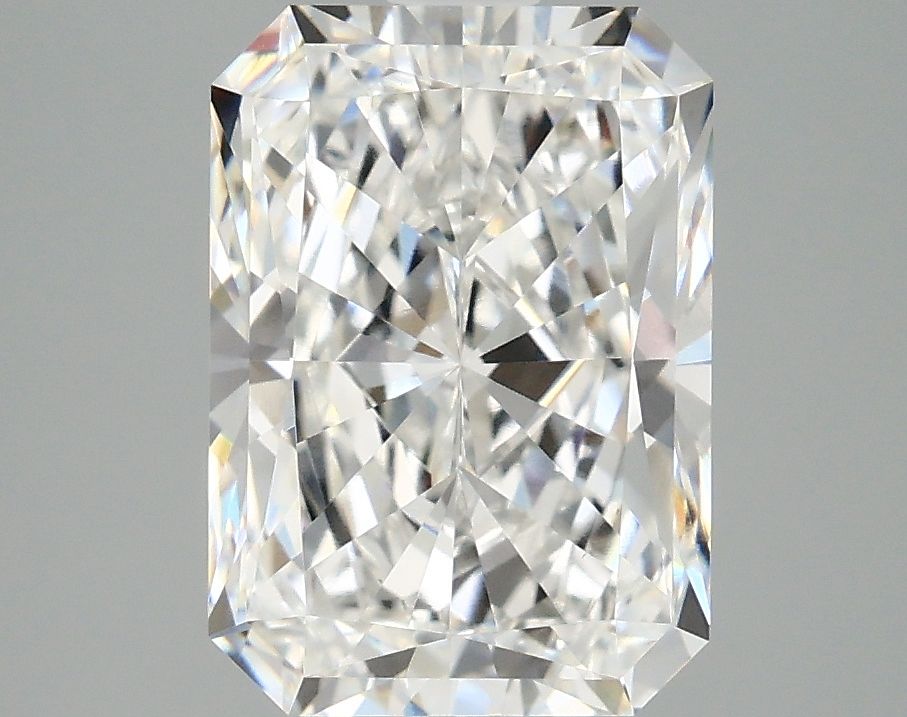 3.08 ct. radiant Lab Grown Diamond front image