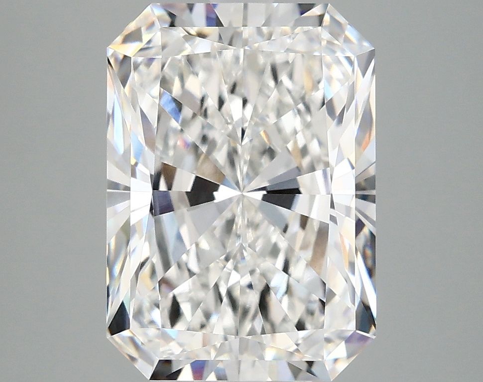 4.19 ct. radiant Lab Grown Diamond front image