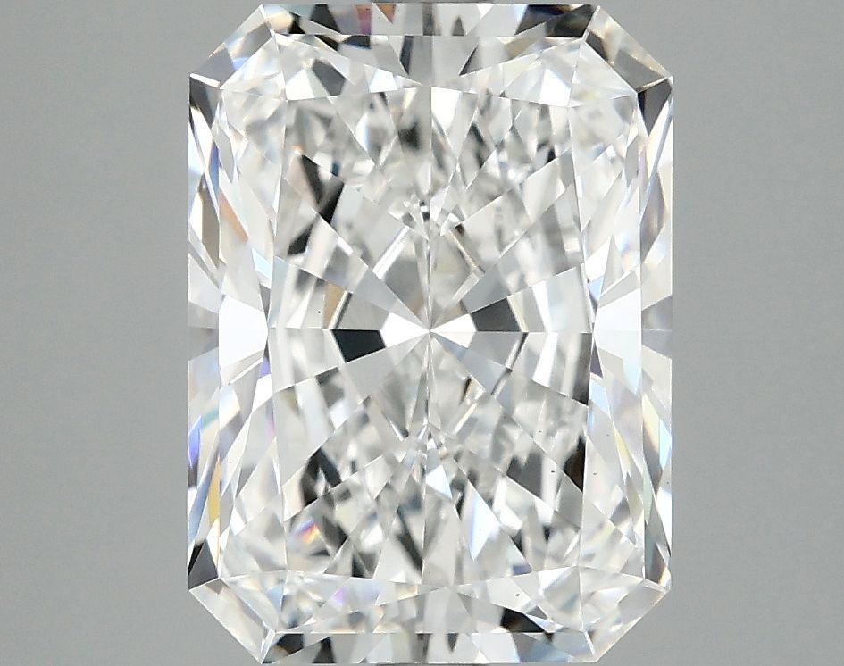 3.94 ct. radiant Lab Grown Diamond front image