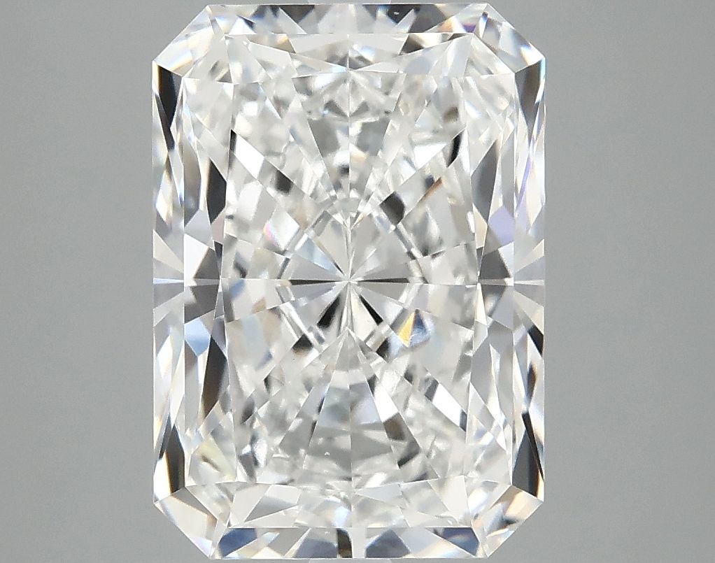 4.87 ct. radiant Lab Grown Diamond front image