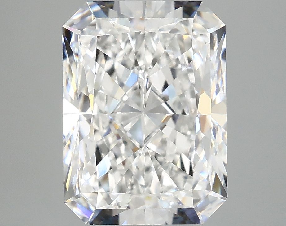 4.04 ct. radiant Lab Grown Diamond front image