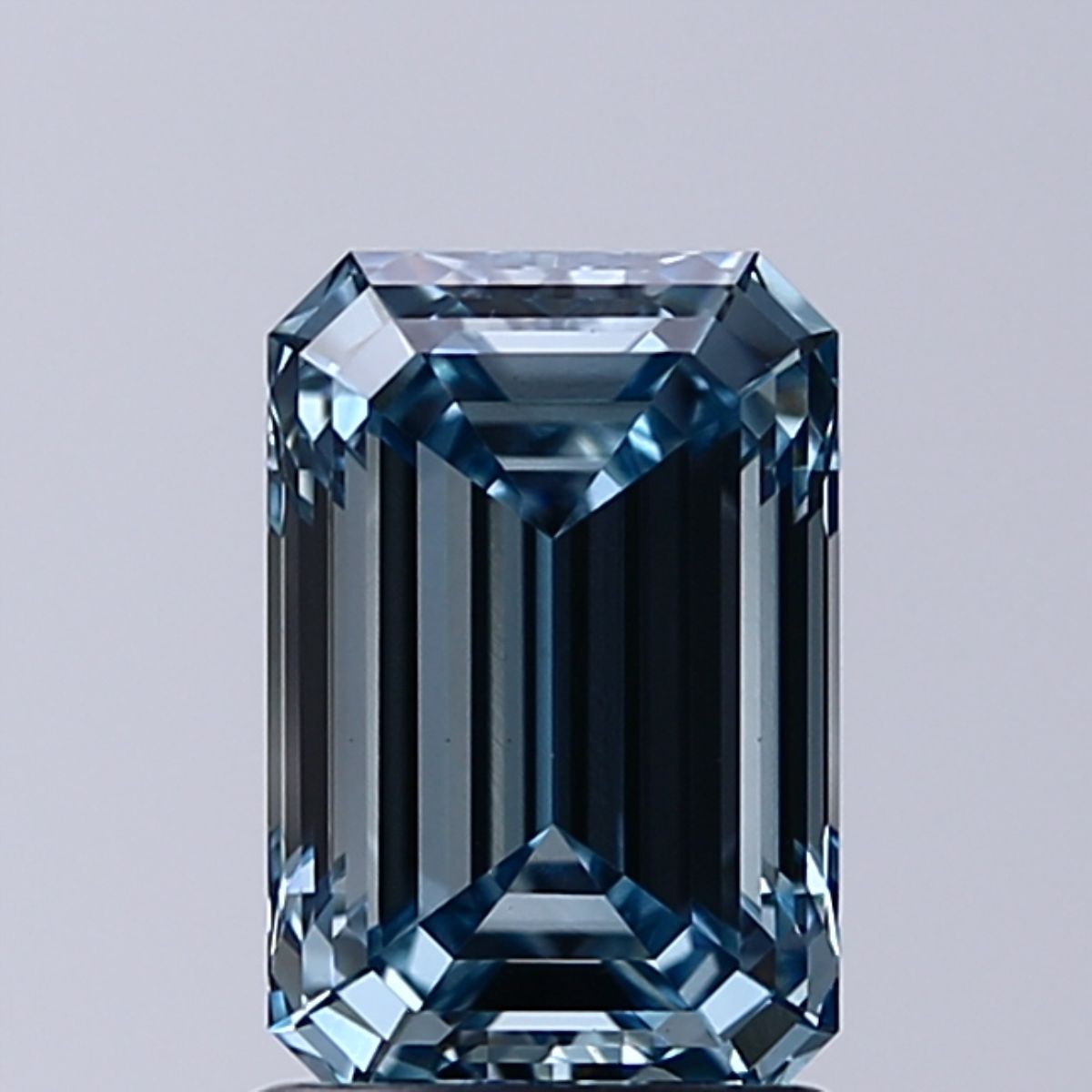 1.54 ct. emerald Lab Grown Diamond front image