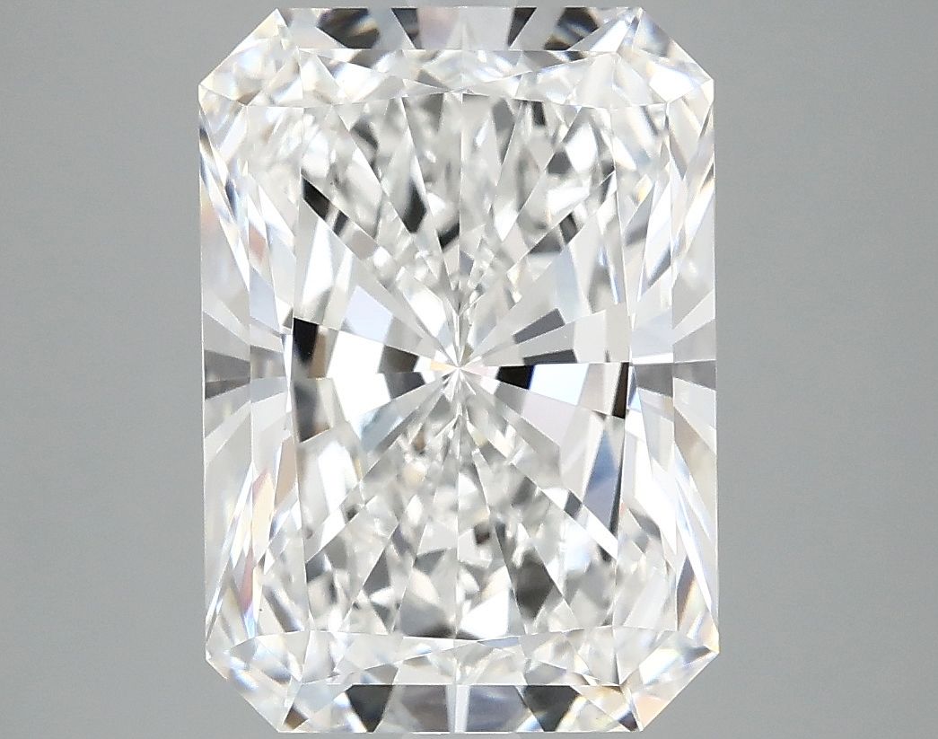 4.99 ct. radiant Lab Grown Diamond front image