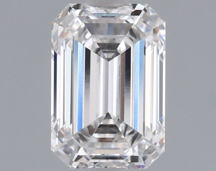 1.05 ct lab-grown Emerald Diamond