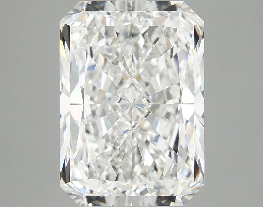 4.83 ct. radiant Lab Grown Diamond front image