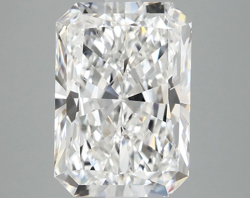 4.14 ct. radiant Lab Grown Diamond front image
