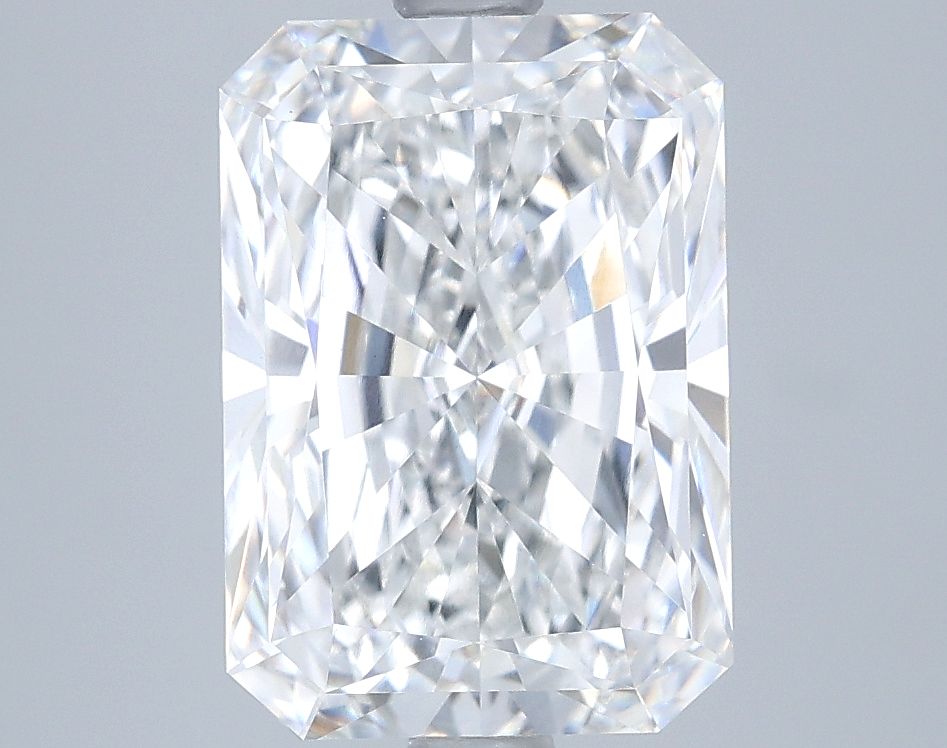 3.72 ct. radiant Lab Grown Diamond front image