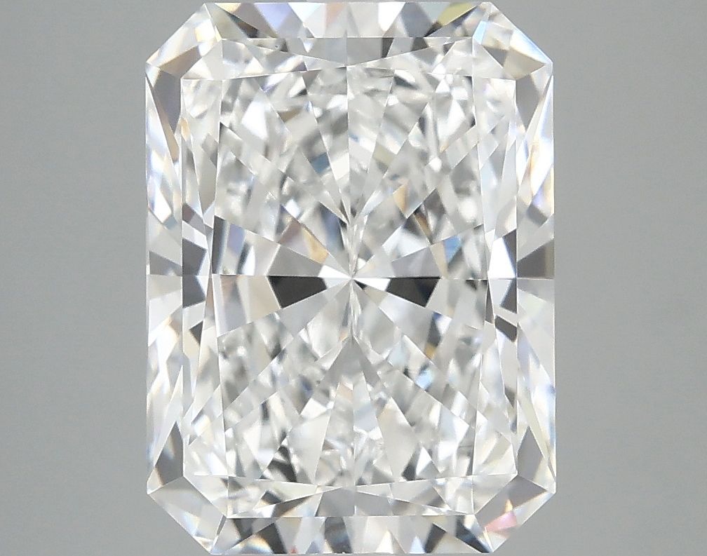 4.94 ct. radiant Lab Grown Diamond front image