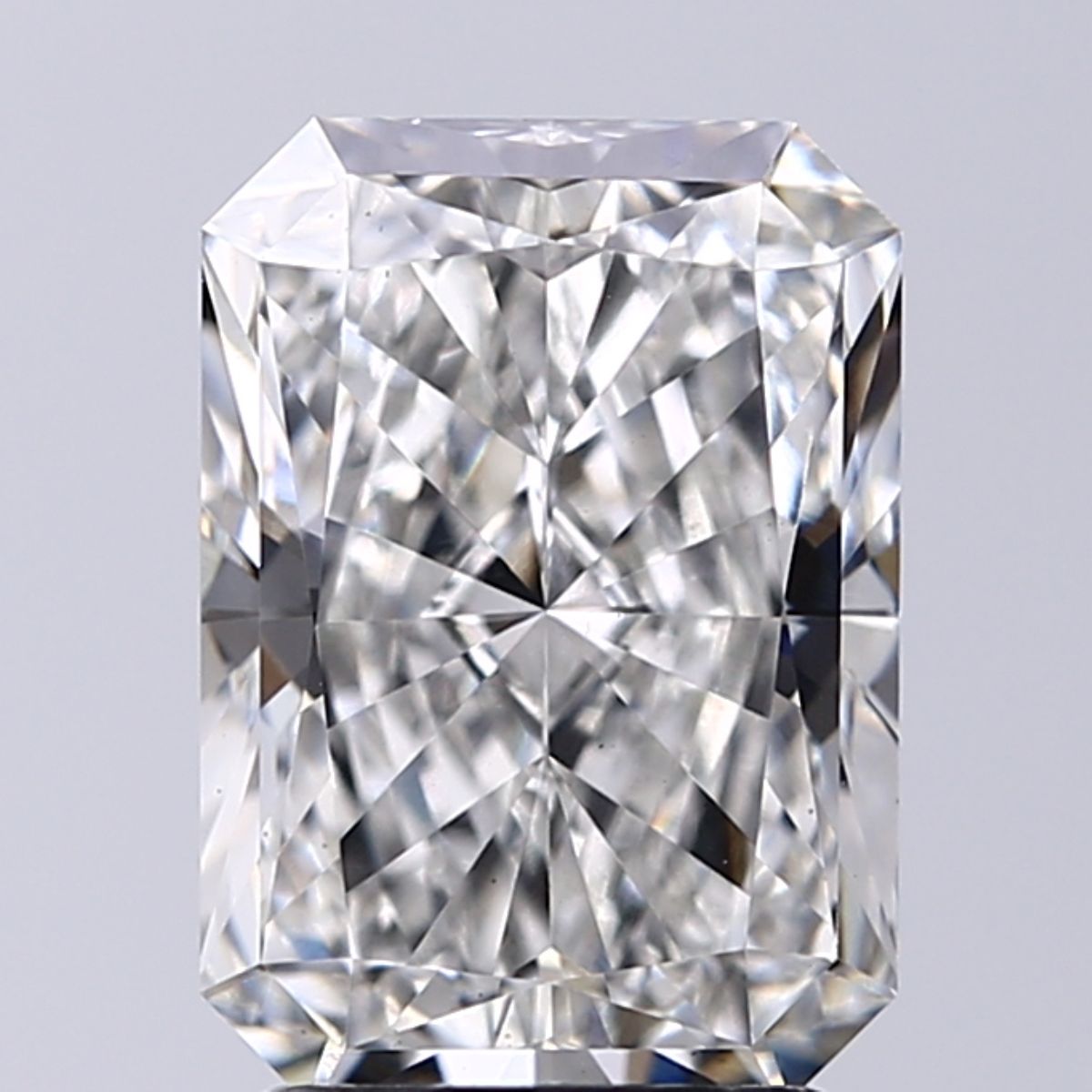 2.52 ct. radiant Lab Grown Diamond front image