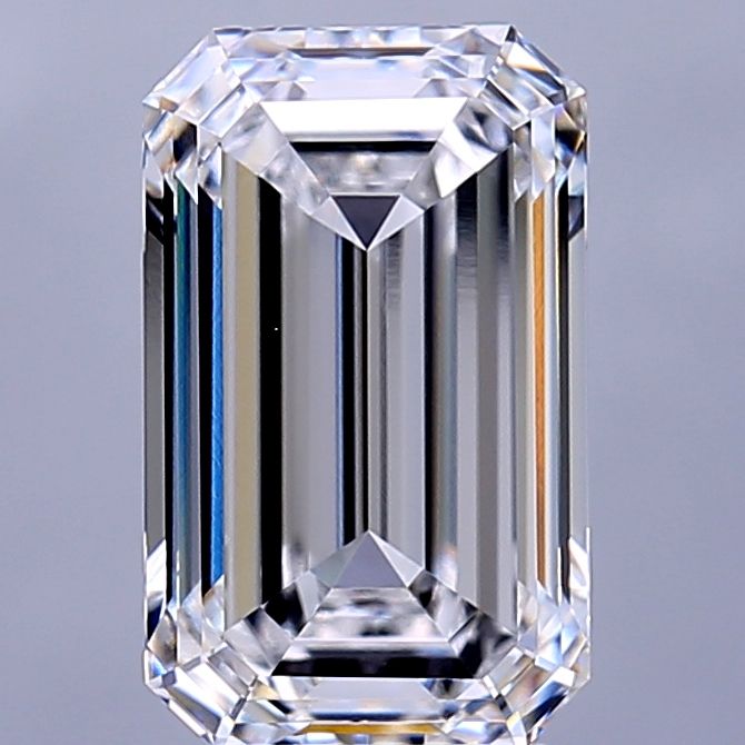 3.80 ct. emerald Lab Grown Diamond front image