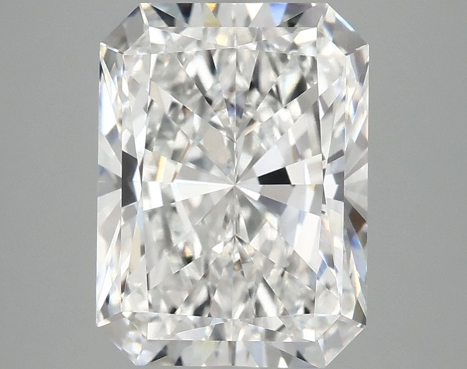 3.97 ct. radiant Lab Grown Diamond front image