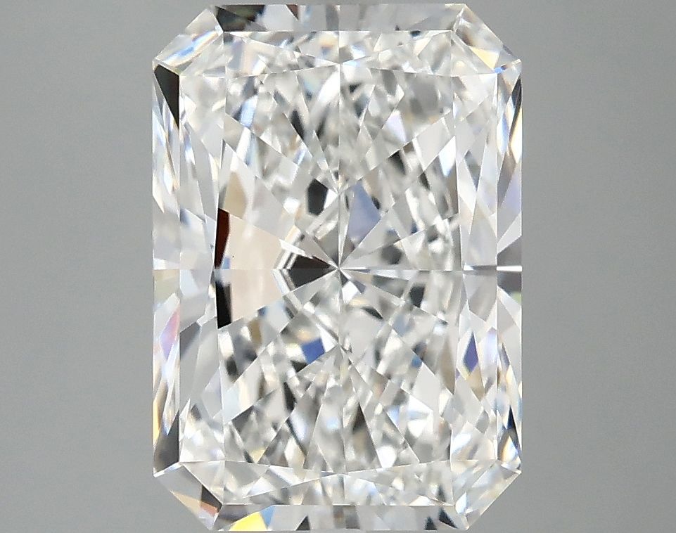3.81 ct. radiant Lab Grown Diamond front image
