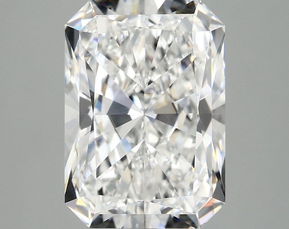 4.16 ct. radiant Lab Grown Diamond front image