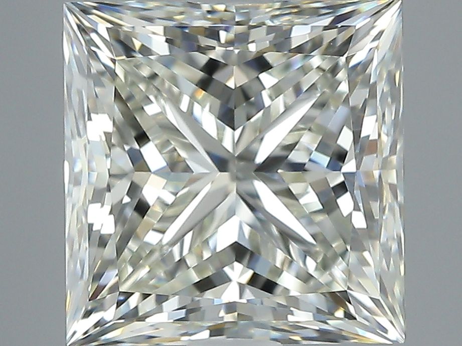 Pear Diamond