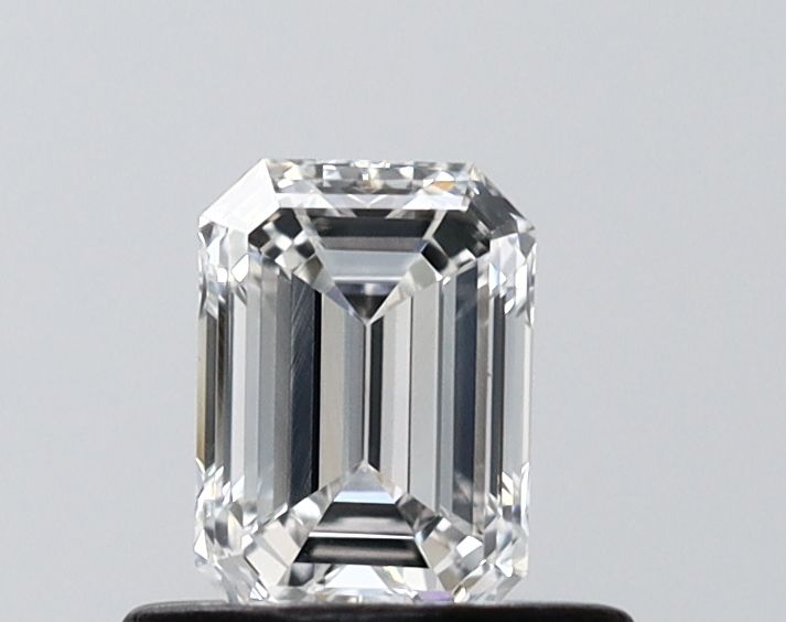 0.53 ct. emerald Lab Grown Diamond front image
