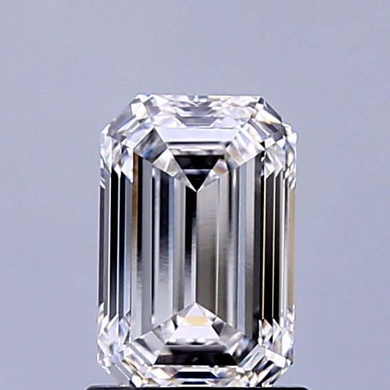 1.33 ct. emerald Lab Grown Diamond front image