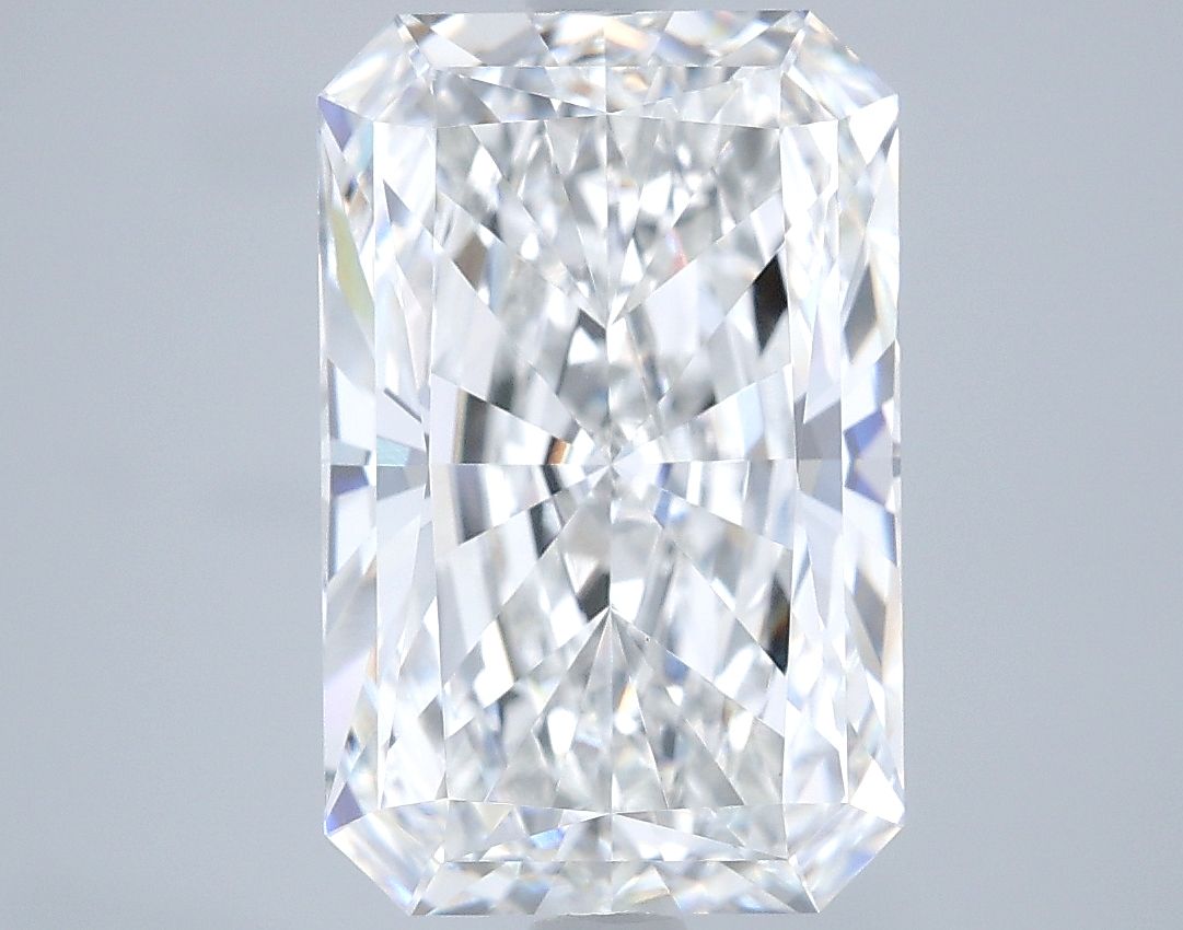 4.54 ct. radiant Lab Grown Diamond front image