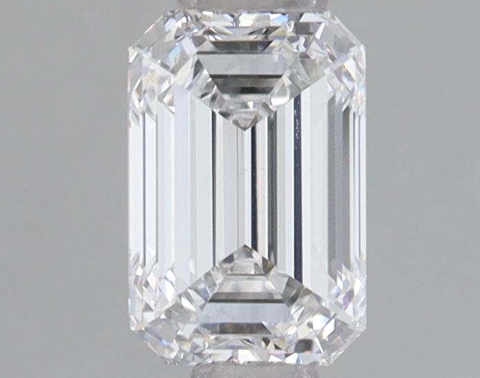 0.85 ct lab-grown Emerald Diamond