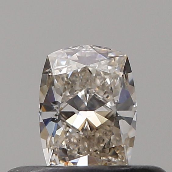 0.3 ct Cushion brilliant diamond