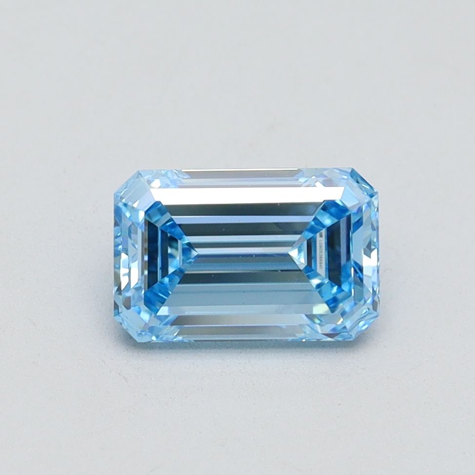 1.08 ct. emerald Lab Grown Diamond front image