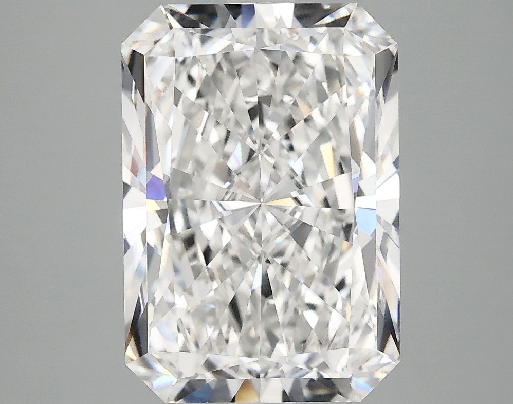 4.19 ct. radiant Lab Grown Diamond front image