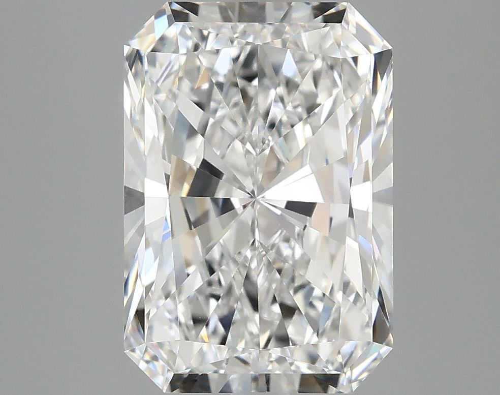 4.03 ct. radiant Lab Grown Diamond front image
